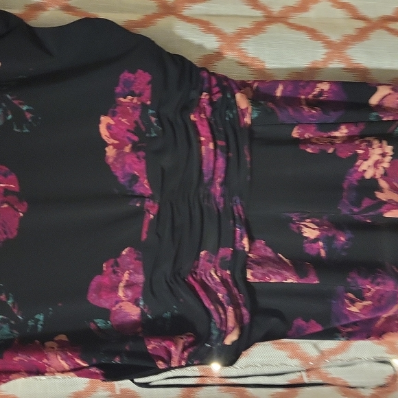 Floral Dress - Picture 6 of 6